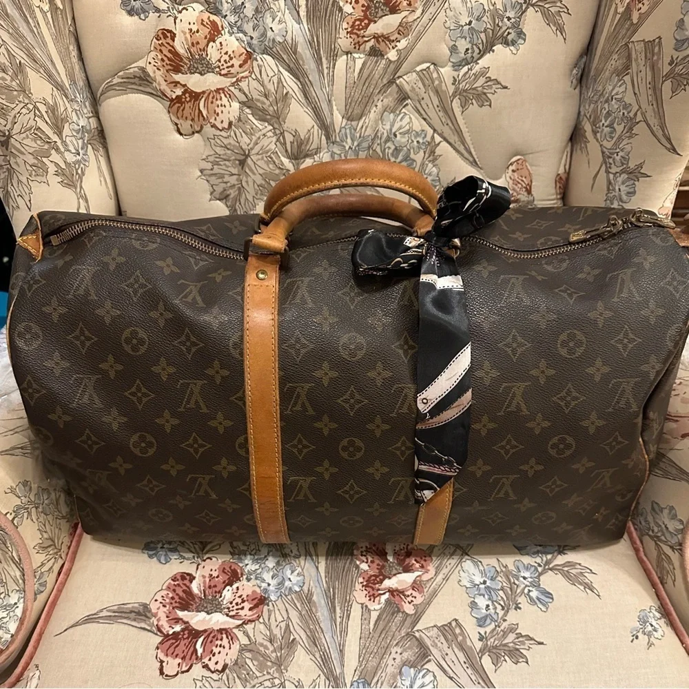 Louis Vuitton Keepall 50 Authentic Monogram Travel Boston Bag in Good Condition